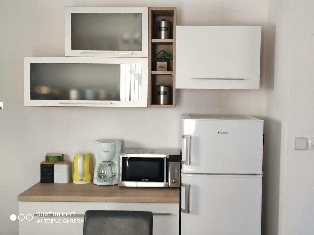 Apartment Sandra Vodice Esterno foto