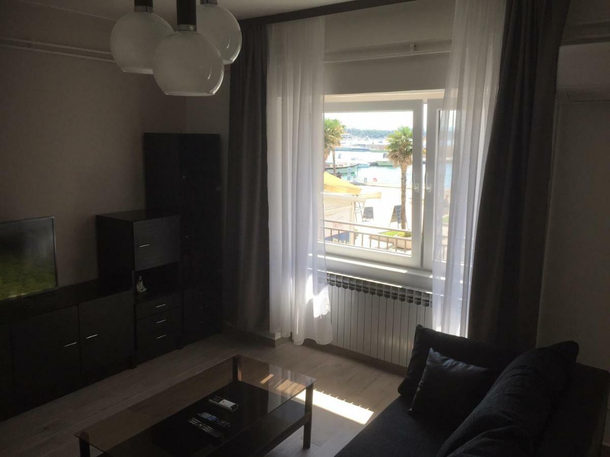 Apartment Sandra Vodice Esterno foto